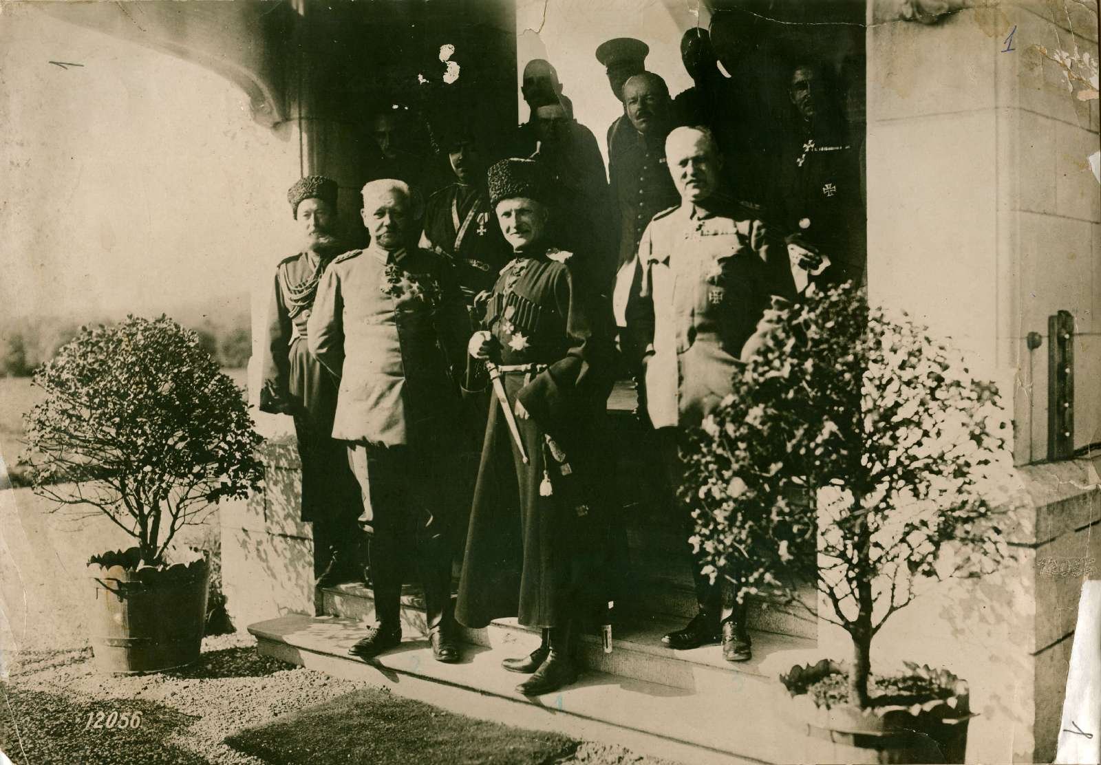 Гетьман Павло Скоропадський (в центрі), Пауль фон Гінденбург (ліворуч), Еріх Людендорф (праворуч). Німеччина, вересень 1918 р.