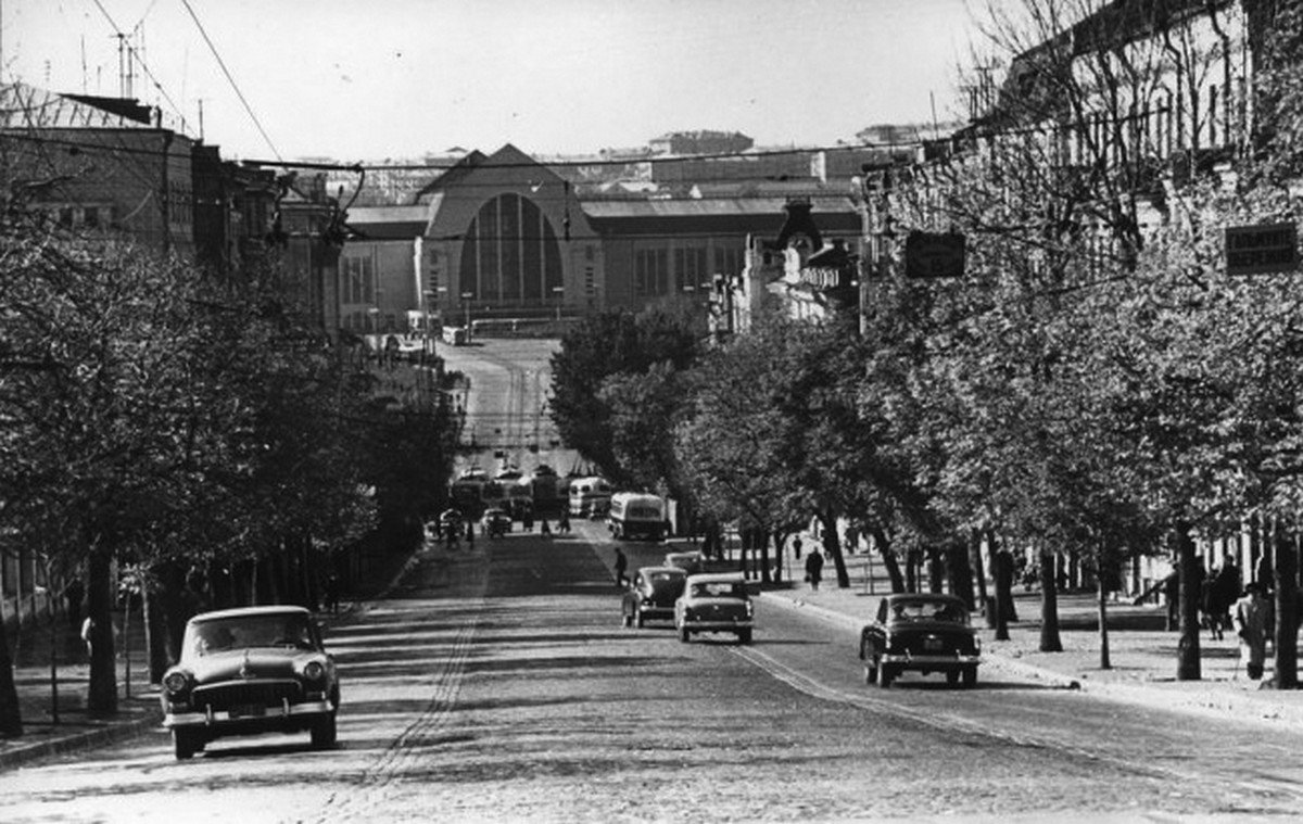 Вид на Київський вокзал. Київ, 1950-ті рр.