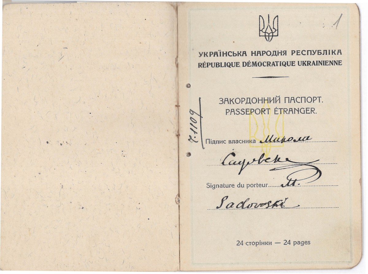 Закордонний паспорт громадянина УНР на ім’я М. Садовського - актора та режисера. 13 листопада 1920 р.