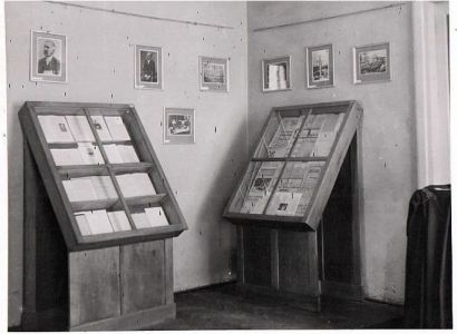 Третя зала виставки про діяльність Миколи Лисенка. 1942 р.